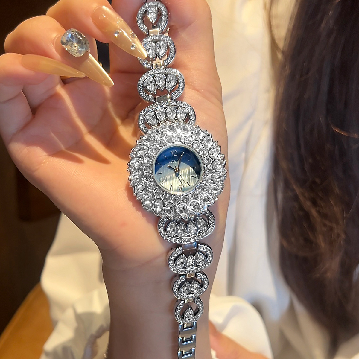 UTHAI CQ443 세련된 럭셔리 별이 빛나는 하늘  - Luxury Ceramic Watch 리뷰 및 가격