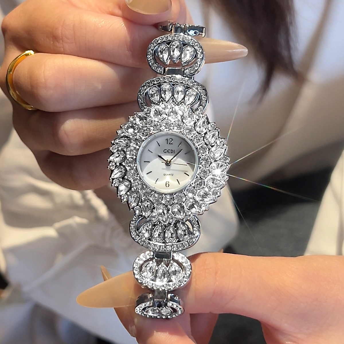 UTHAI CQ443 세련된 럭셔리 별이 빛나는 하늘  - Luxury Ceramic Watch 리뷰 및 가격